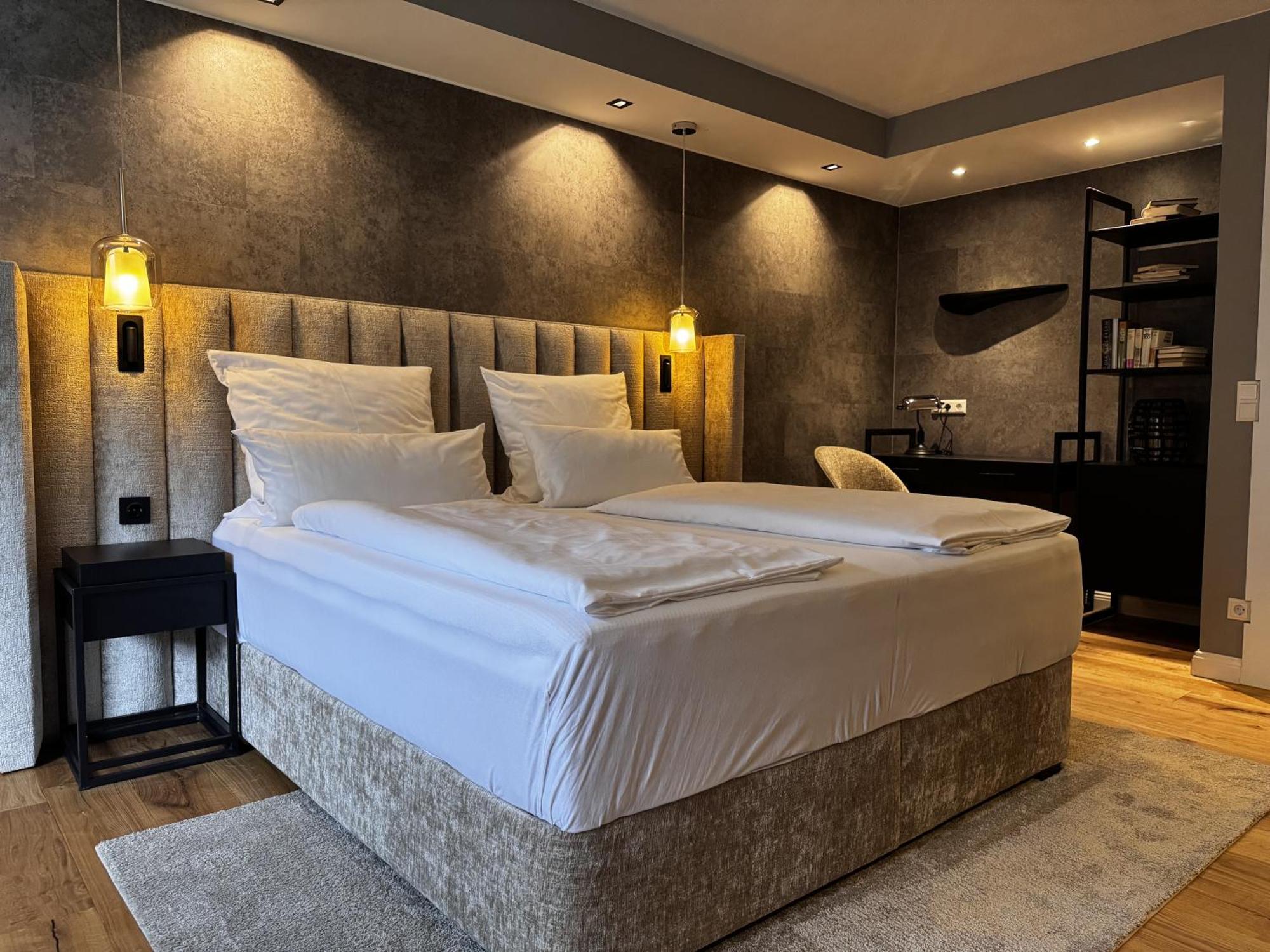 Hotel Luisenpark บัดแบร์กซาบาร์น ภายนอก รูปภาพ