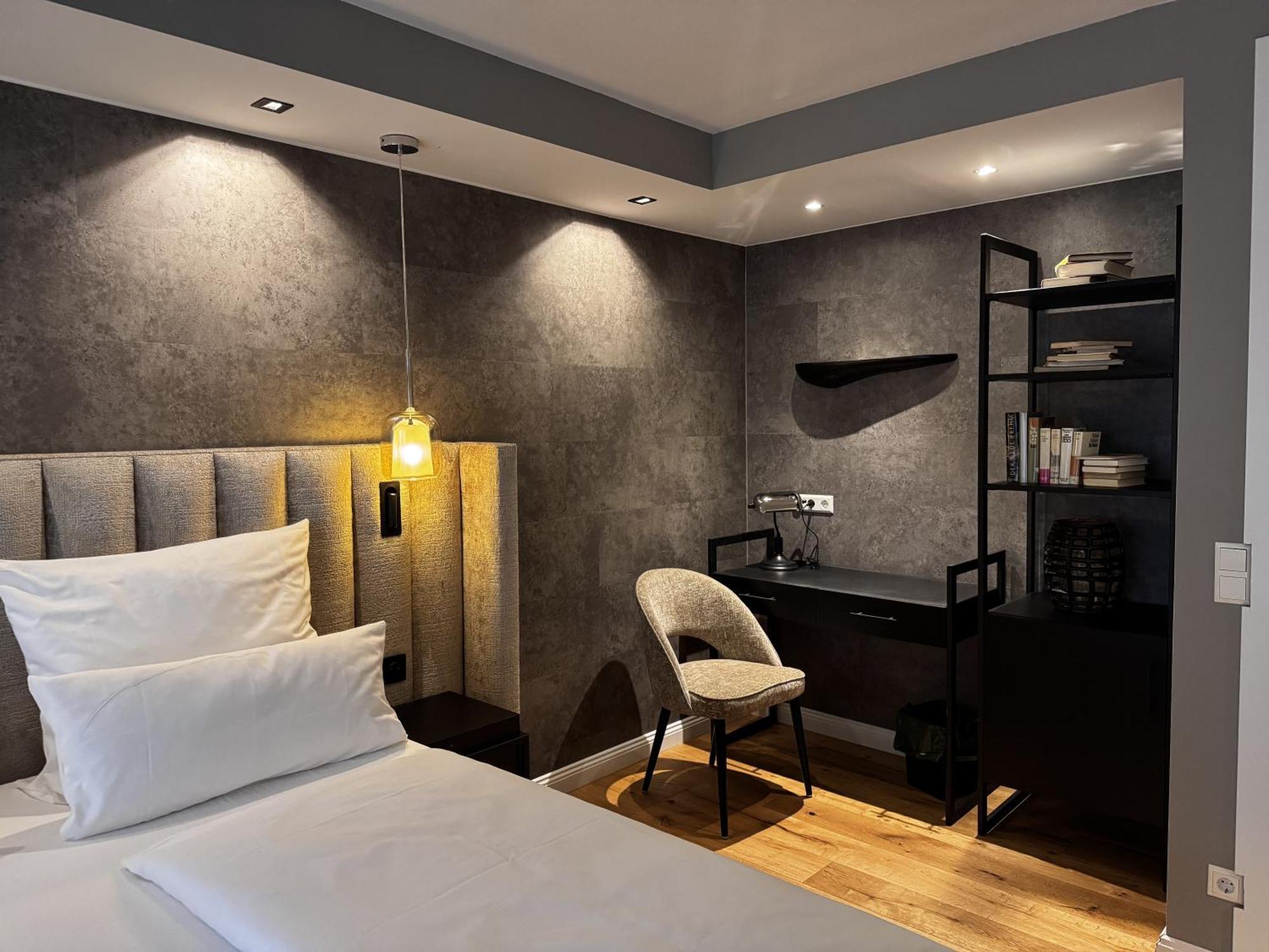 Hotel Luisenpark บัดแบร์กซาบาร์น ภายนอก รูปภาพ