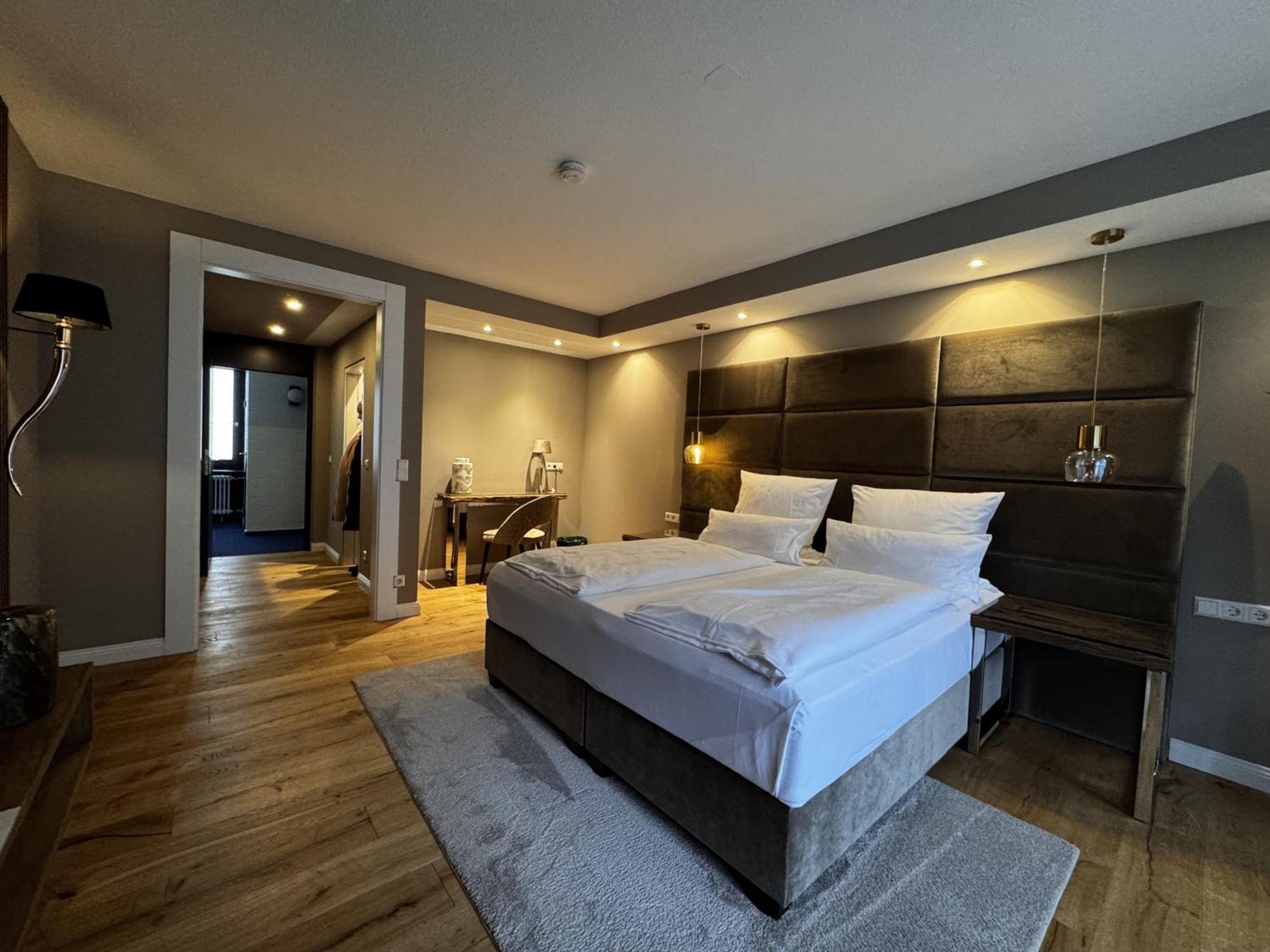 Hotel Luisenpark บัดแบร์กซาบาร์น ภายนอก รูปภาพ